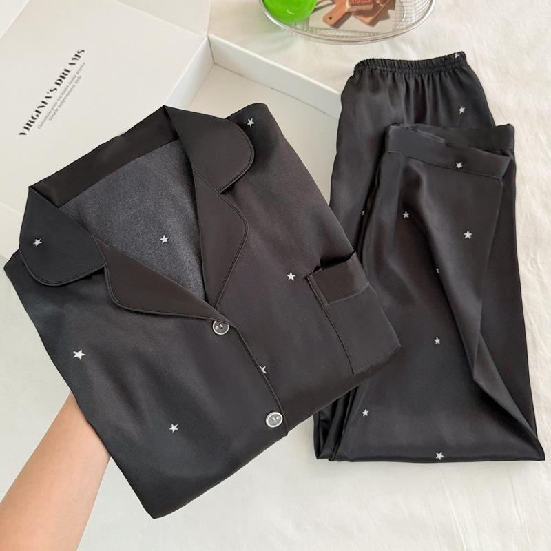 ชุดนอนผ้าไหมสีดำลายดาวเรียบง่า - Women Fashion Simple บทวิจารณ์และราคา