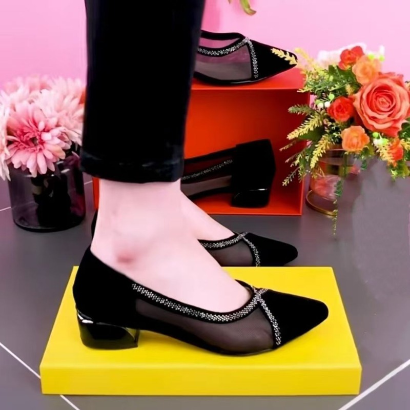 รองเท้าส้นเตี้ยแฟชั่นผู้หญิงแบ - Women'S Fashion For 2025 บทวิจารณ์และราคา