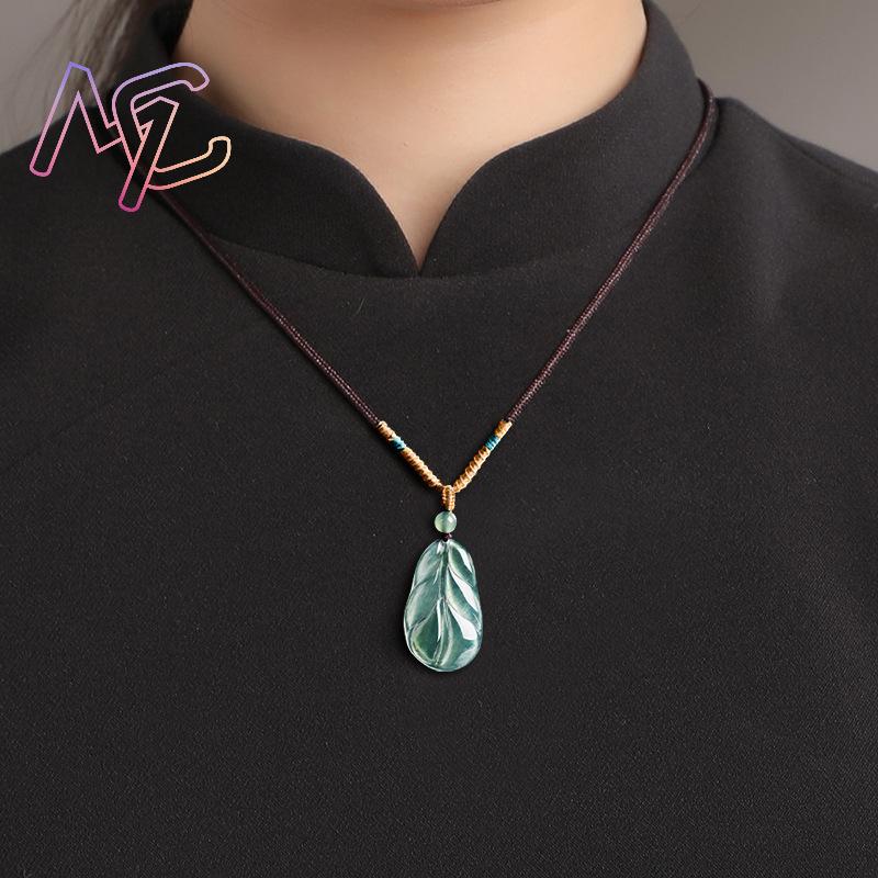 จี้หยกพม่ารูปใบไม้ ของขวัญสำหร - Women'S Fashion บทวิจารณ์และราคา