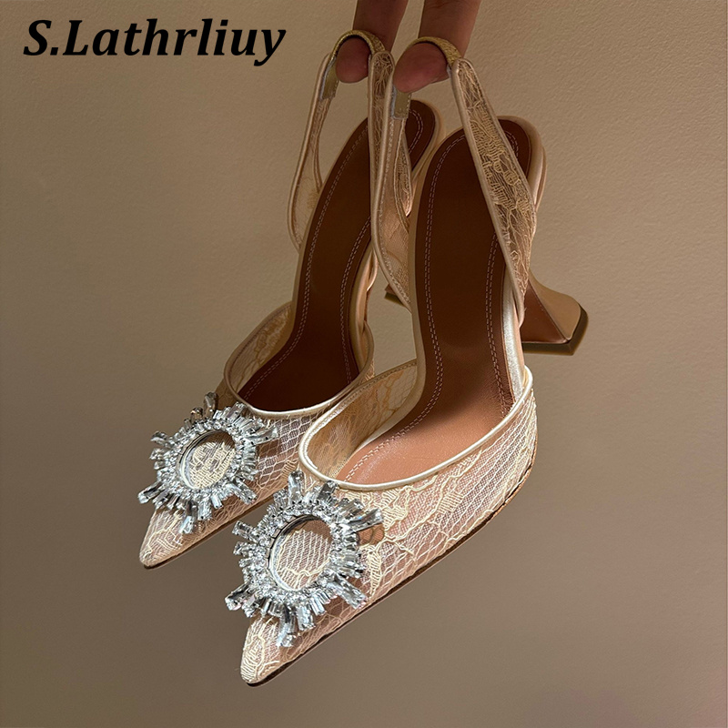 รองเท้าส้นสูงประดับดอกไม้คริสต - Women Fashion Ideas บทวิจารณ์และราคา